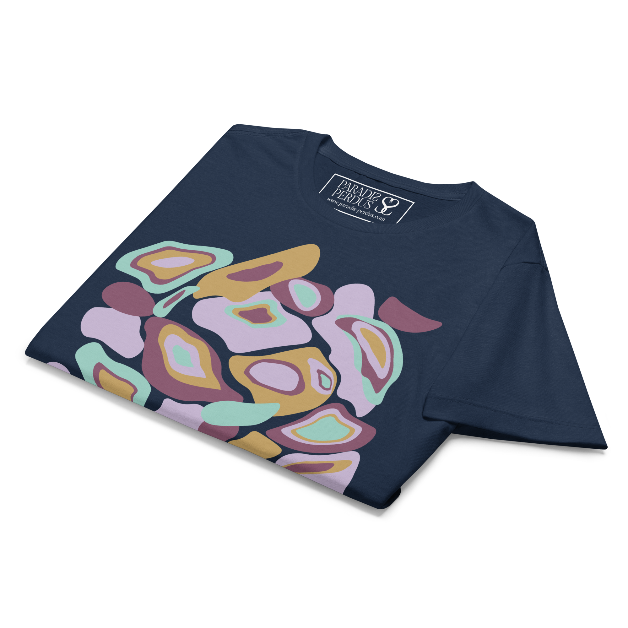 T-shirt cintré en coton bleu marine imprimé “Panscro” de Paradis Perdus® 8 Le KRUSH workshop boutique T-shirt cintré en coton bleu marine imprimé “Panscro” de Paradis Perdus® présenté plié en gros plan