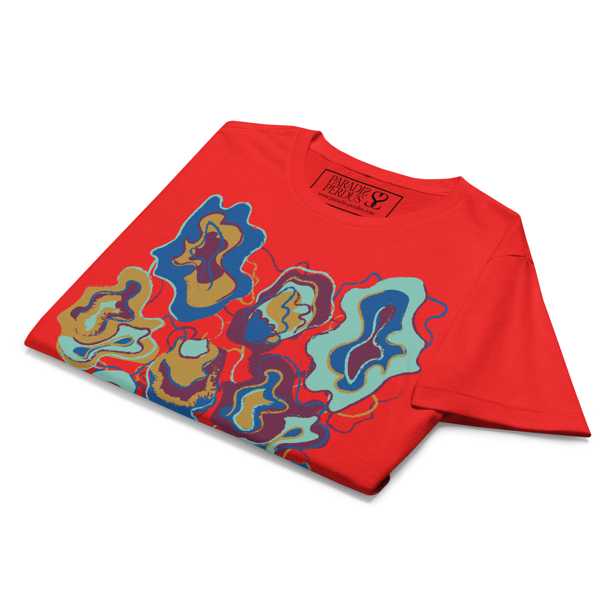 T-shirt cintré en coton rouge écarlate imprimé “Sfogliatelle” de Paradis Perdus® 8 Le KRUSH workshop boutique T-shirt cintré en coton rouge écarlate imprimé “Sfogliatelle” de Paradis Perdus® présenté plié en gros plan