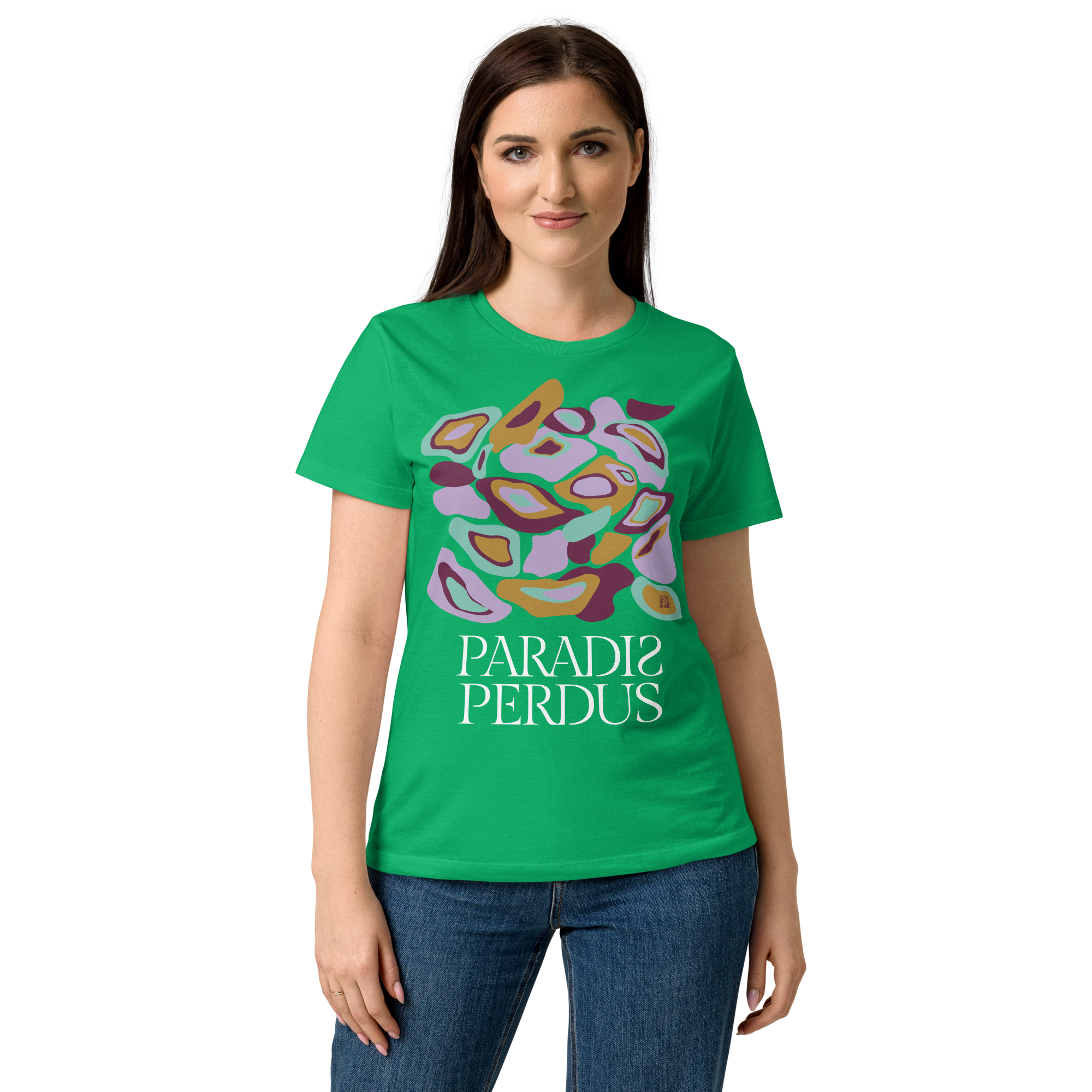 T-shirt cintré en coton vert menthe imprimé “Panscro” de Paradis Perdus® 5 Le KRUSH workshop boutique T-shirt cintré en coton vert menthe imprimé “Panscro” de Paradis Perdus® porté par une femme de devant