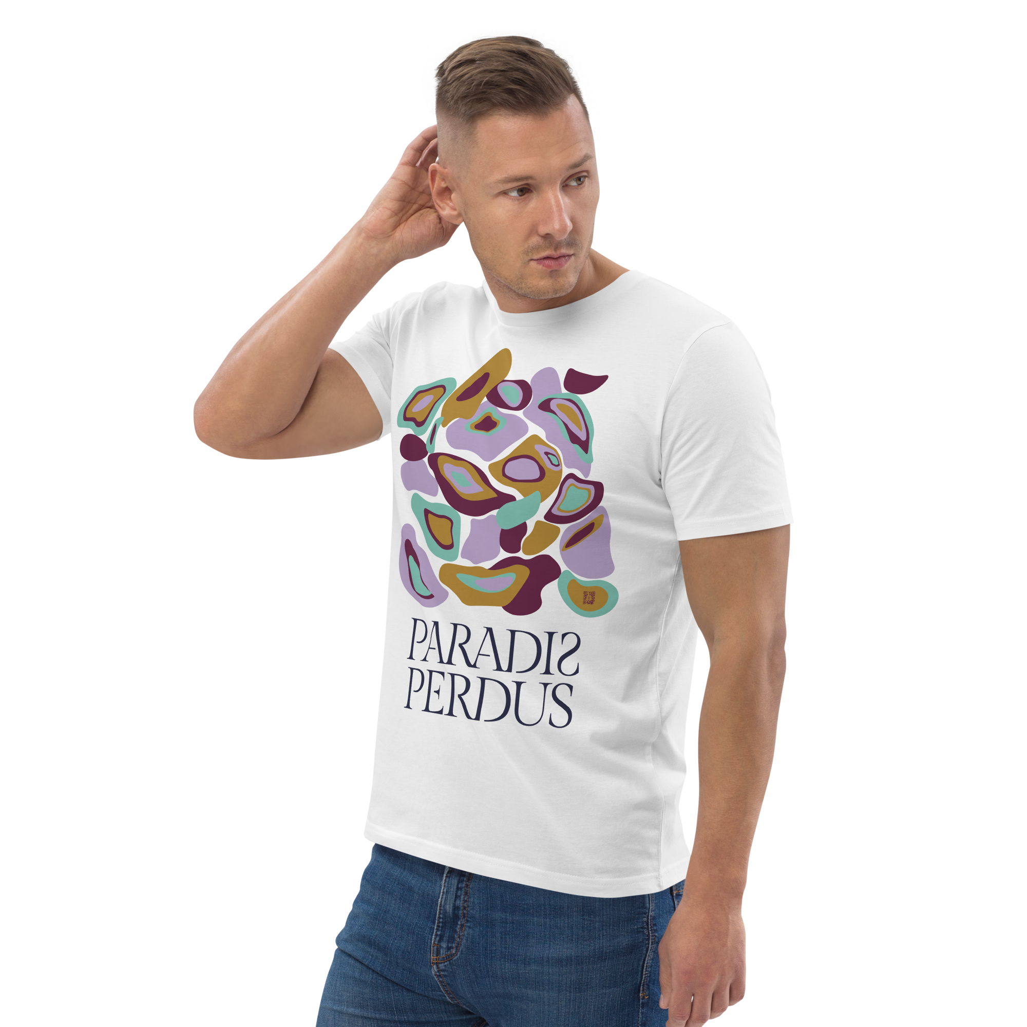 T-shirt en coton bio blanc intense imprimé “Panscro” de Paradis Perdus® 5 Le KRUSH workshop boutique T-shirt en coton bio blanc intense imprimé “Panscro” de Paradis Perdus® porté par un homme de devant