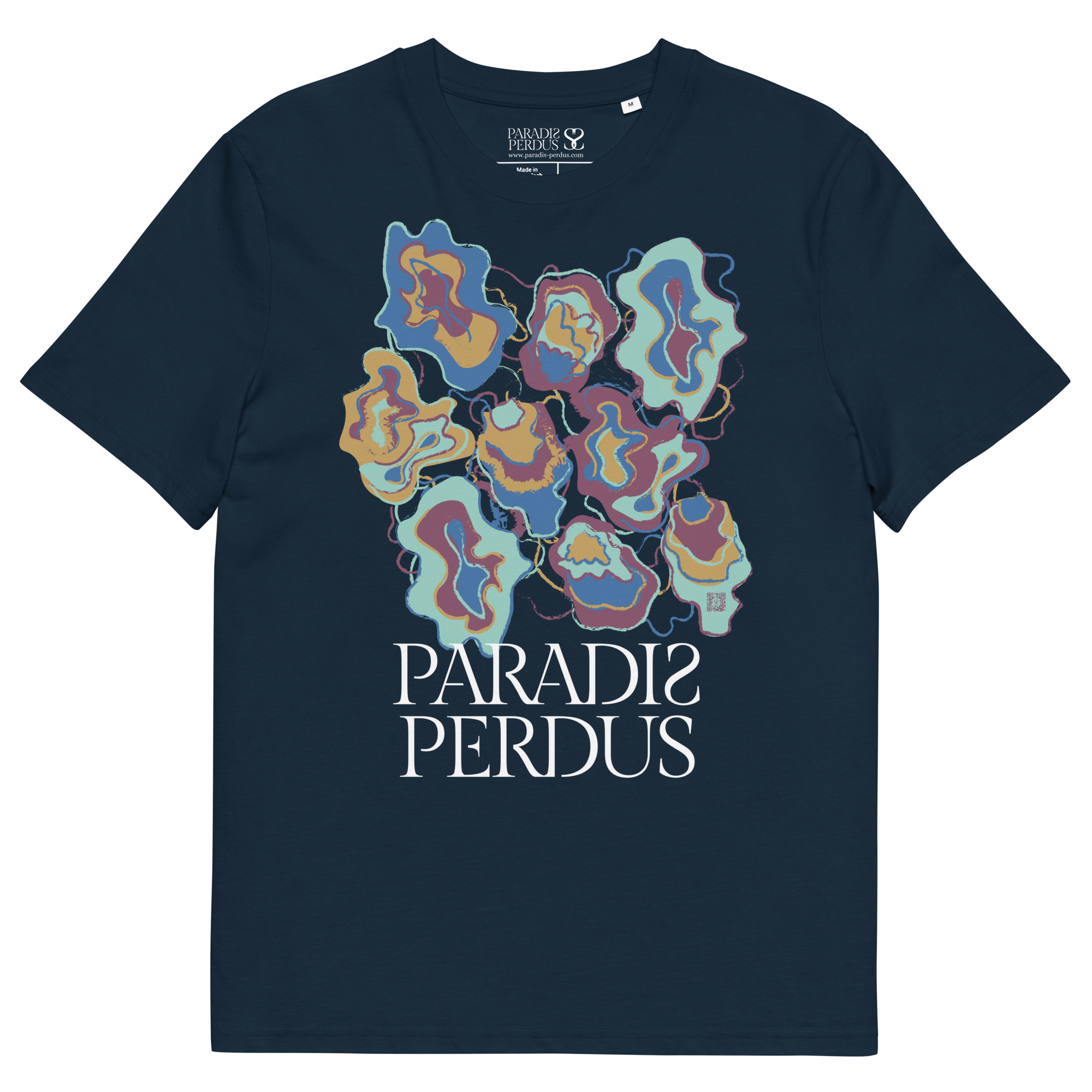 T-shirt en coton bio bleu marine imprimé "Sfogliatelle" de Paradis Perdus® 3 Le KRUSH workshop boutique T-shirt en coton bio bleu marine imprimé “Sfogliatelle” de Paradis Perdus® posé à plat devant