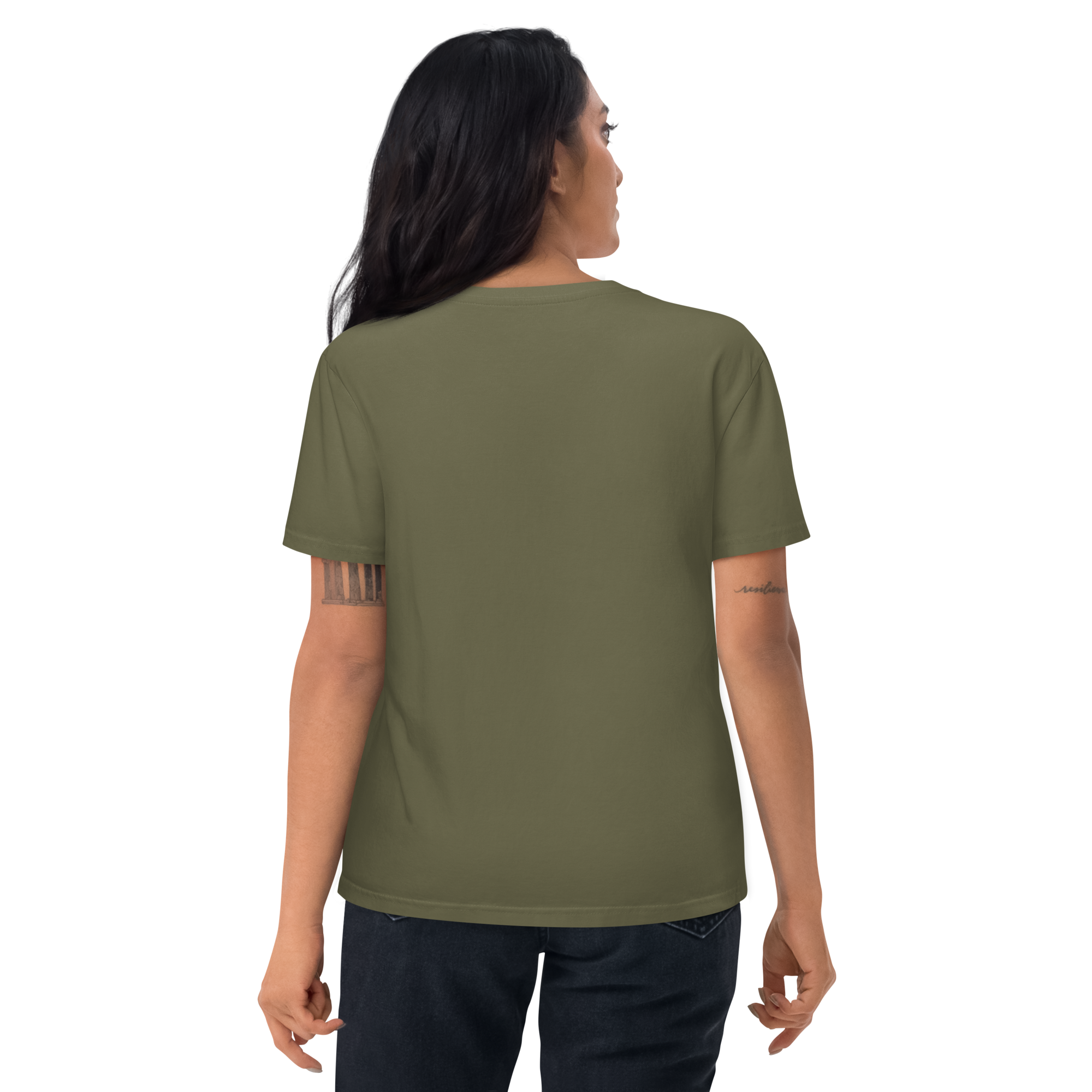 T-shirt en coton bio kaki army imprimé “Panscro” de Paradis Perdus® 6 Le KRUSH workshop boutique T-shirt en coton bio kaki army imprimé “Panscro” de Paradis Perdus® porté par une femme de dos