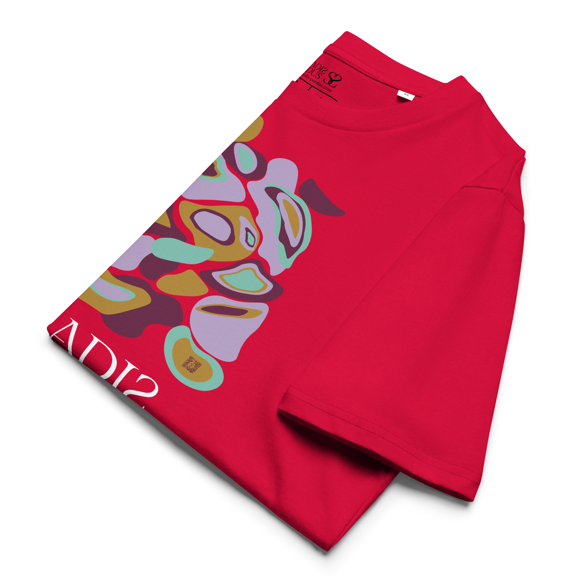 T-shirt en coton bio rouge carmin imprimé "Panscro" de Paradis Perdus® 8 Le KRUSH workshop boutique T-shirt en coton bio rouge carmin imprimé “Panscro” de Paradis Perdus® présenté plié en gros plan