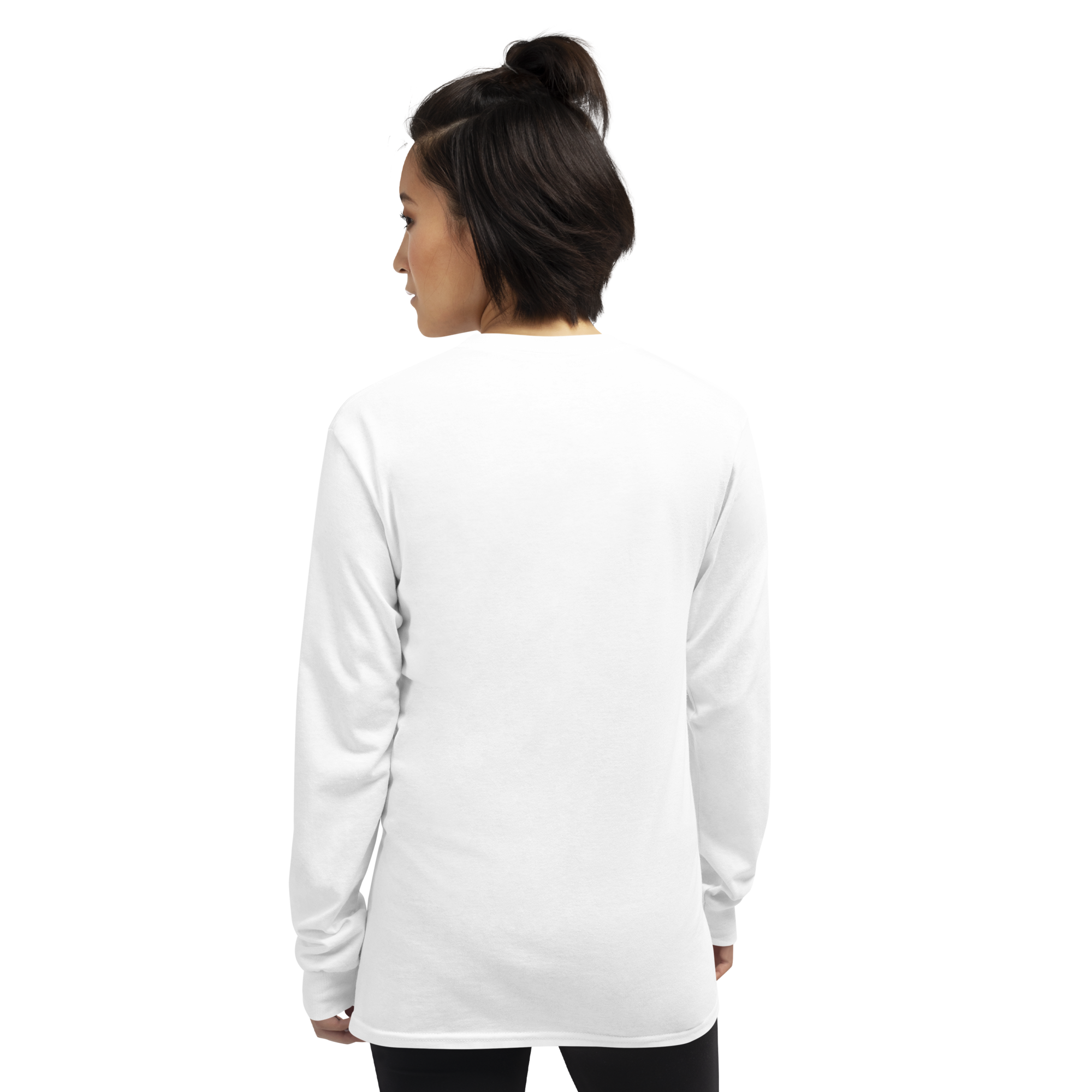 T-shirt manches longues en coton blanc intense brodé monogramme noir de Paradis Perdus® 6 Le KRUSH workshop boutique T-shirt manches longues en coton blanc intense brodé du monogramme noir profond de Paradis Perdus® porté par une femme de dos