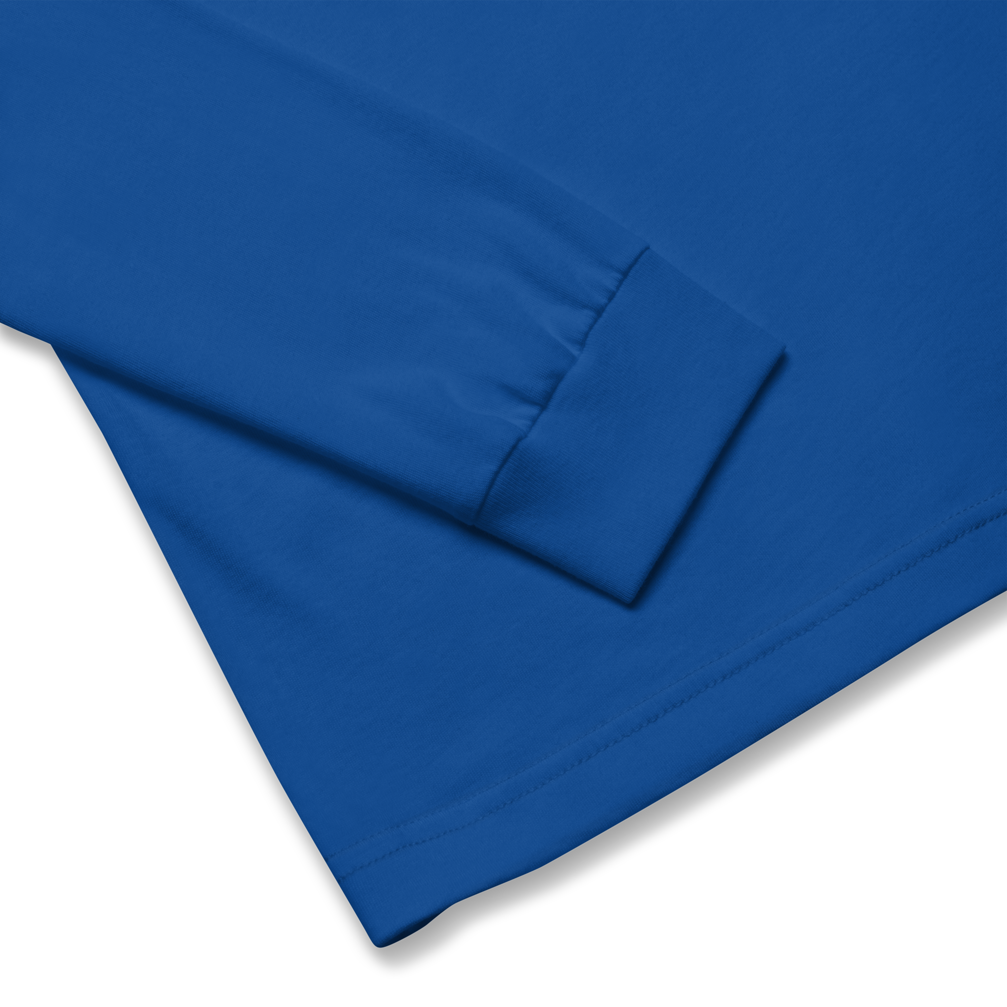 T-shirt manches longues en coton bleu outremer brodé monogramme bleu de Paradis Perdus® 8 Le KRUSH workshop boutique T-shirt manches longues en coton bleu outremer brodé du monogramme bleu marine de Paradis Perdus® présenté en gros plan des finitions