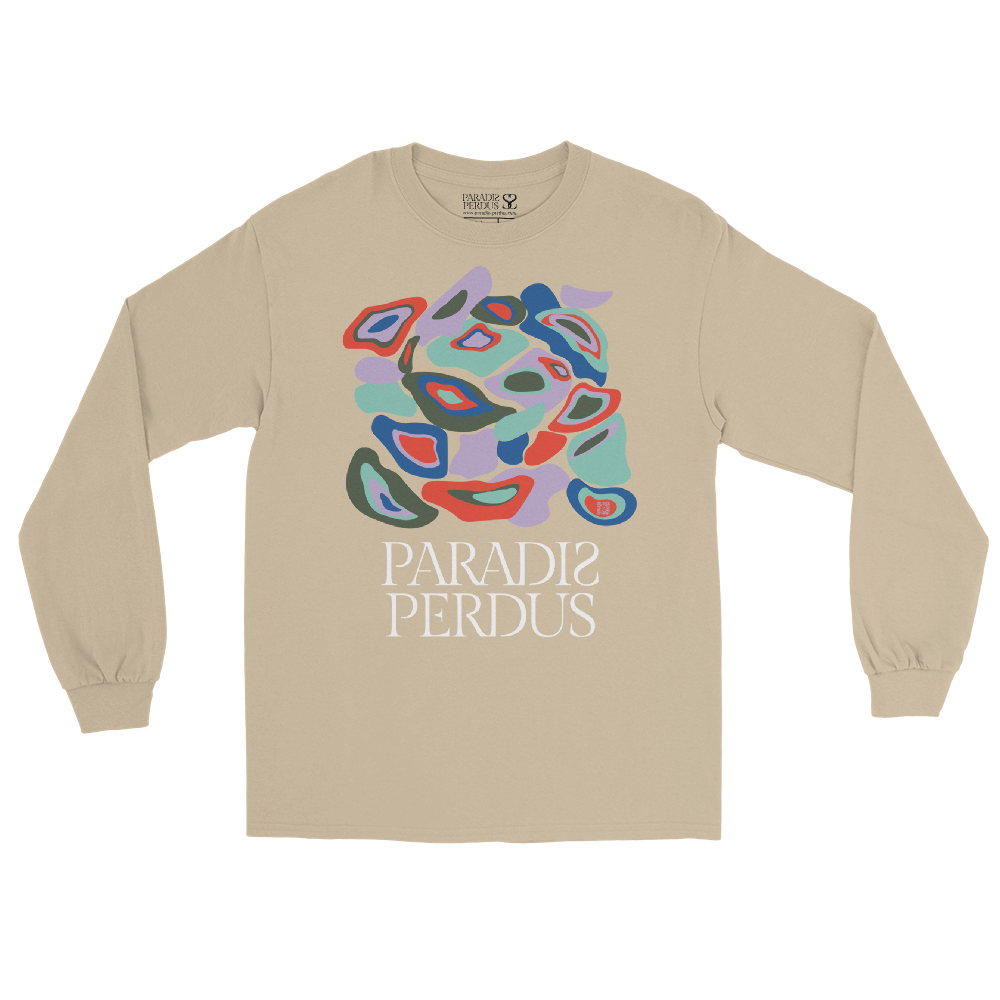 T-shirt manches longues en coton sable clair imprimé “Panscro” de Paradis Perdus® 3 Le KRUSH workshop boutique T-shirt manches longues en coton sable clair imprimé “Panscro” de Paradis Perdus® posé à plat devant