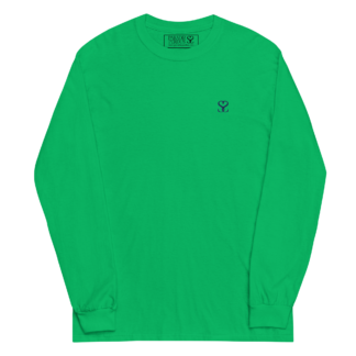 T-shirt manches longues en coton vert menthe brodé du monogramme bleu marine de Paradis Perdus® porté de devant