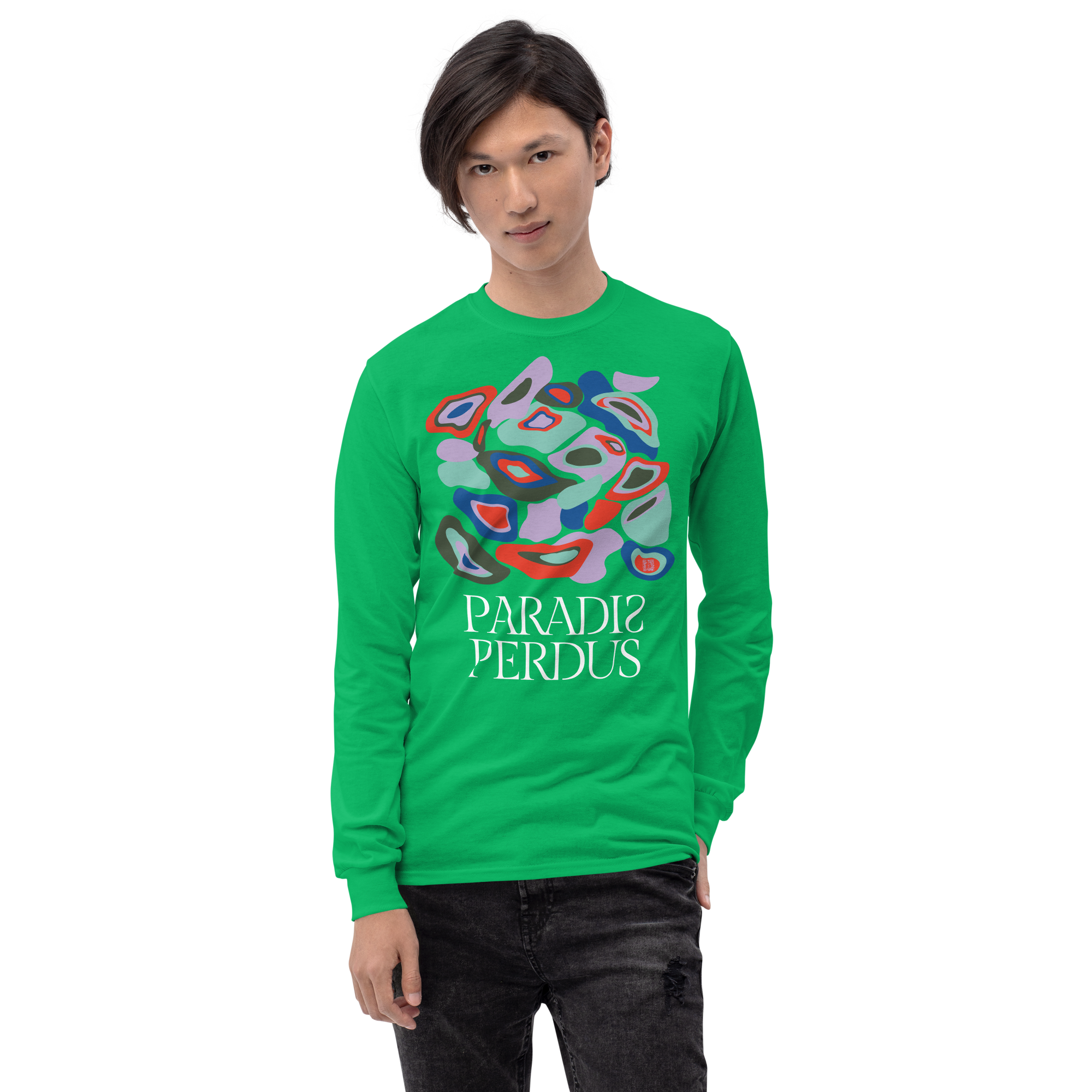 T-shirt manches longues en coton vert menthe imprimé “Panscro” de Paradis Perdus® 7 Le KRUSH workshop boutique T-shirt manches longues en coton vert menthe imprimé “Panscro” de Paradis Perdus® porté par un homme de face